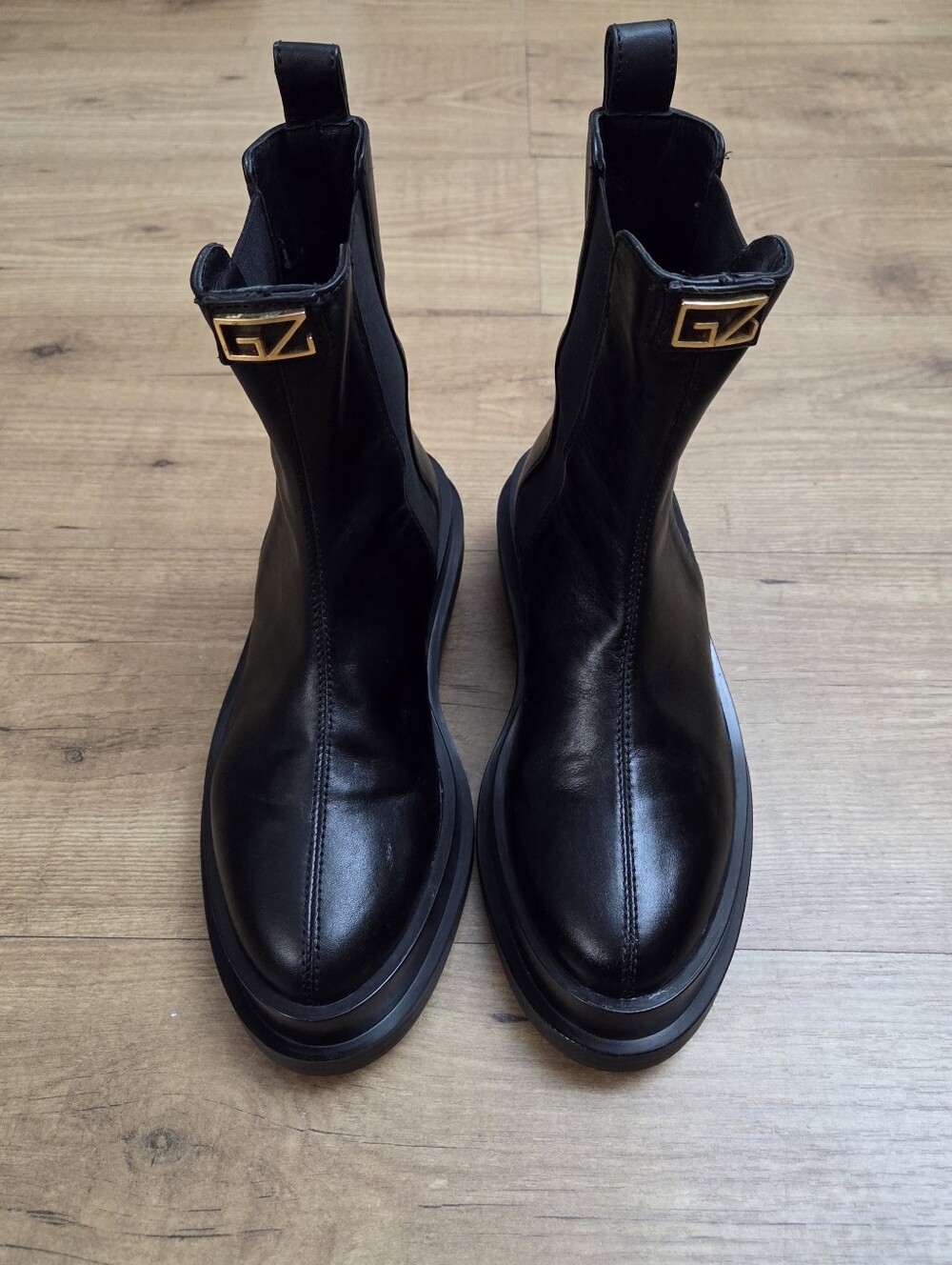 Giuseppe Zanotti Karyn Black Leather Ankle Boots